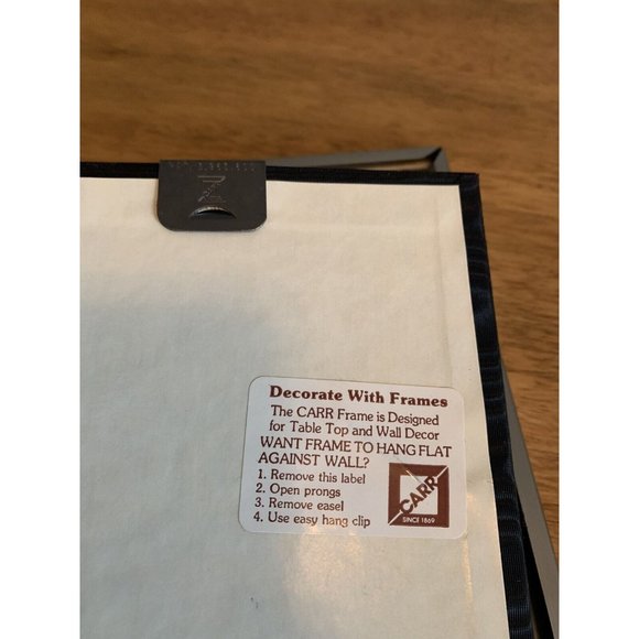 Vintage Brushed Silver Metal Picture Frame 5” X 7” Squared Edges - Picture 9 of 10